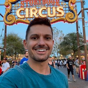 Meet your Posher, Tiago